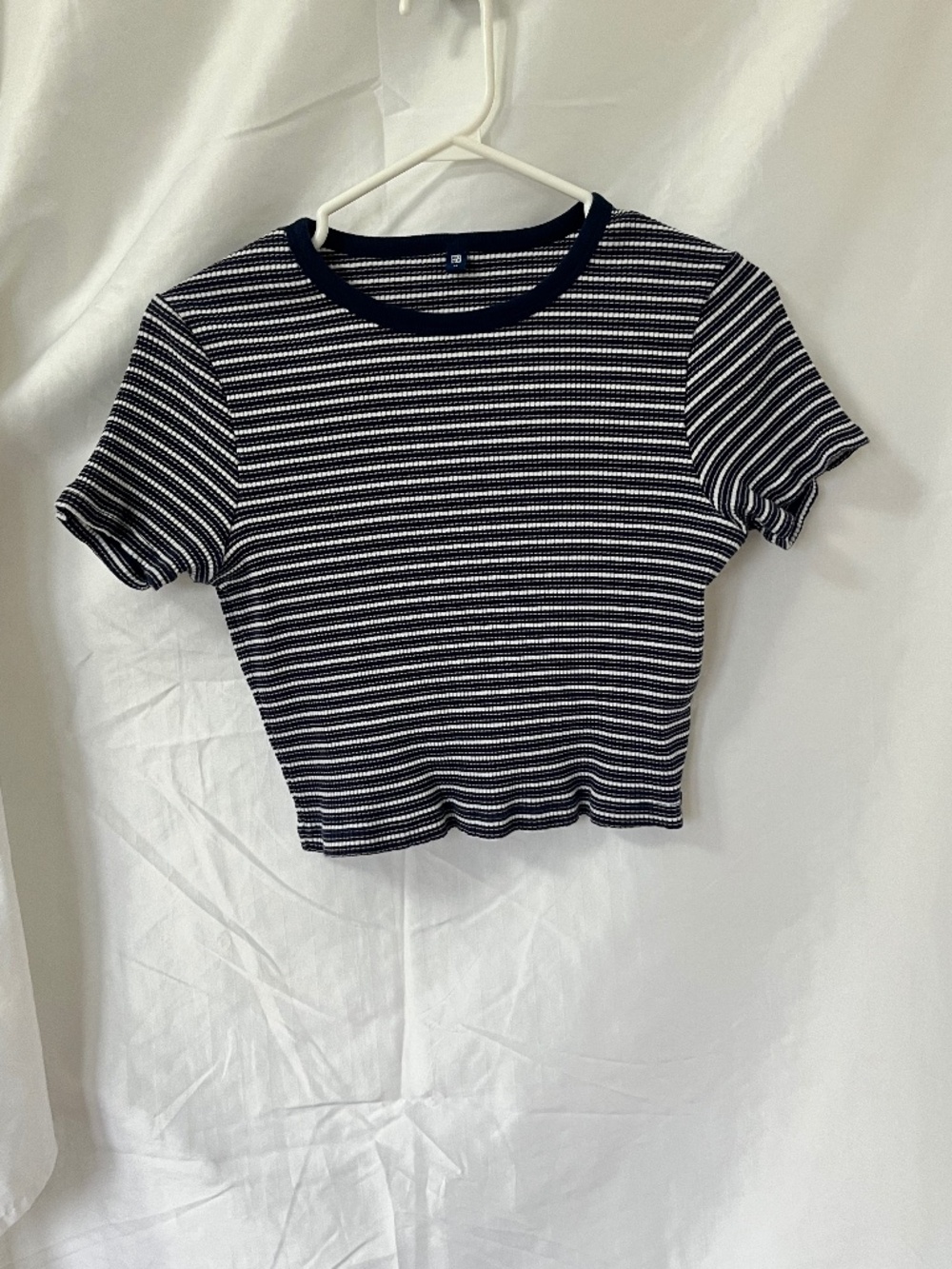 Uniqlo youth striped t-shirt